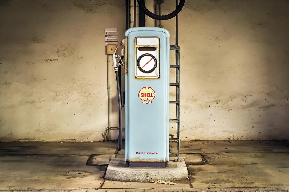 Nigeria Struggles with Petrol Costs Amid Global Oil Shocks