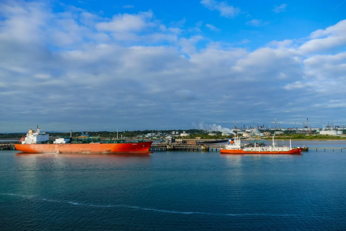Nigeria Partners with Chinese Firms to Revamp Warri and Port Harcourt Refineries