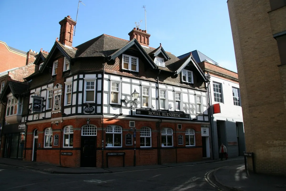 British Pubs Closing at Alarming Rate of Almost Two Per Day