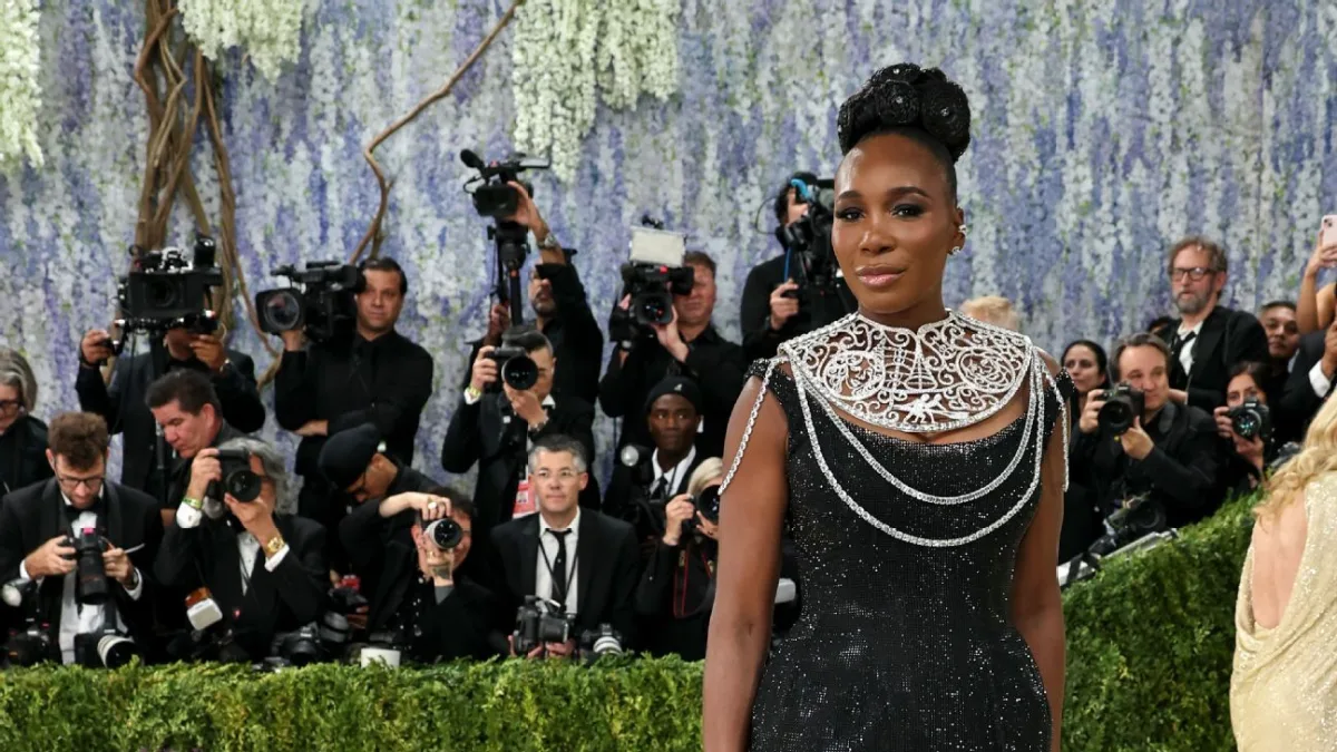 Top Athlete Steals the Show at 2026 Met Gala in Manhattan